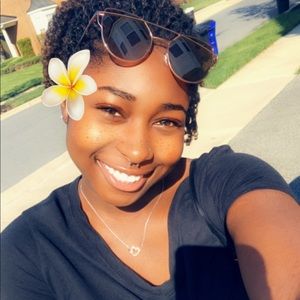 Meet your Posher, Jada